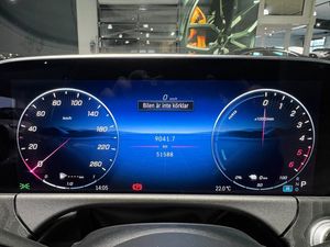 Mercedes E300 bild 8
