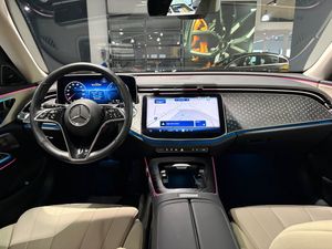 Mercedes E300 bild 4