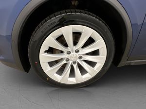 Tesla Model X bild 34