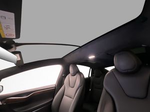 Tesla Model X bild 12