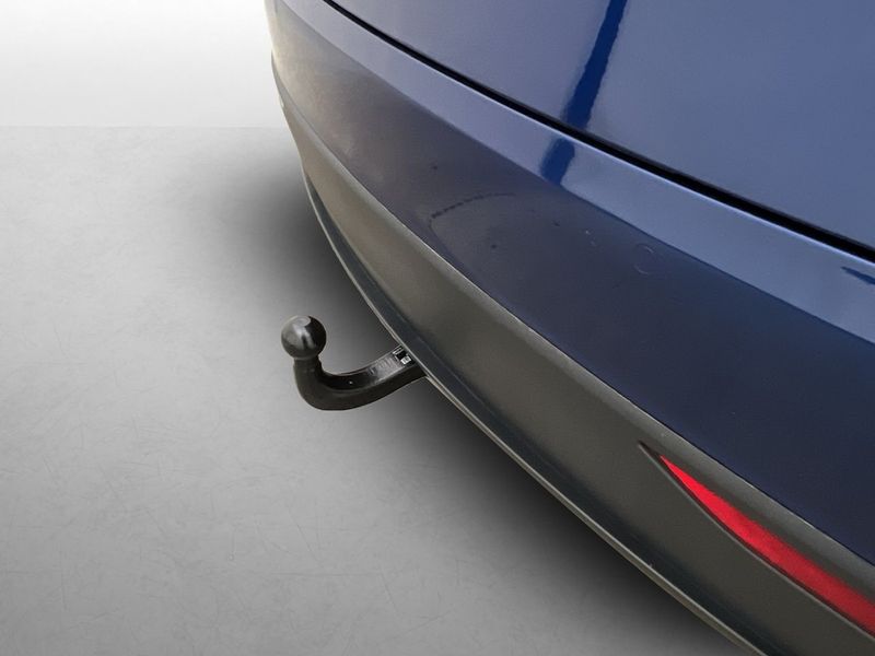 Tesla Model X bild 10
