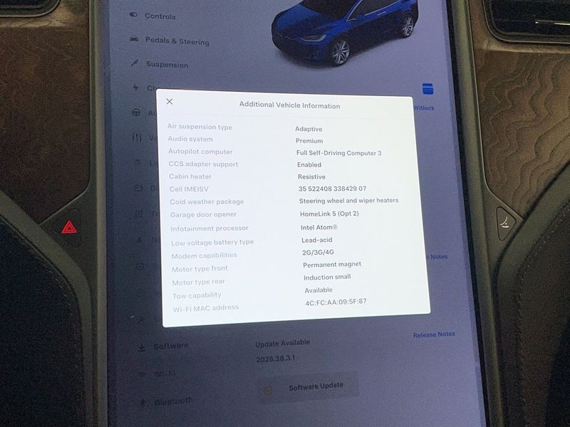 Tesla Model X bild 24