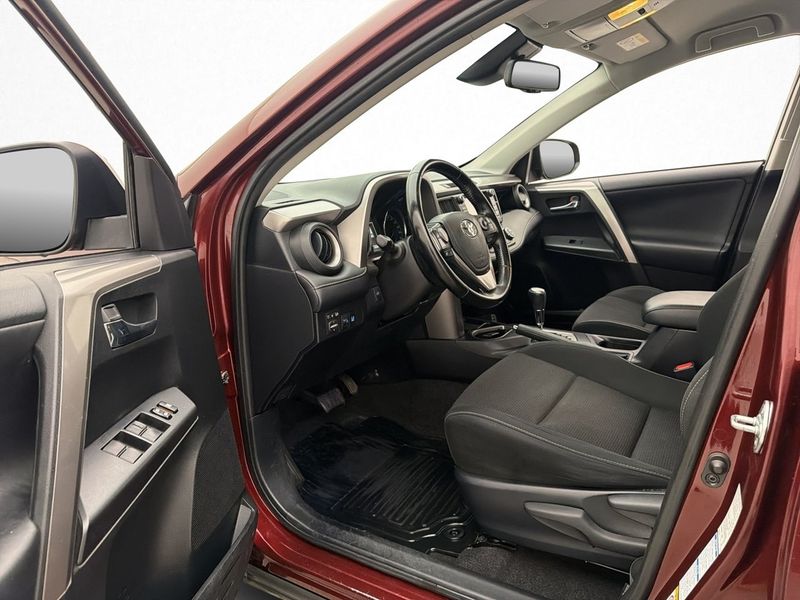 Toyota RAV4 bild 11