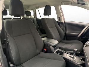 Toyota RAV4 bild 24