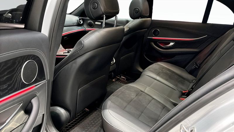 Mercedes E220 bild 8