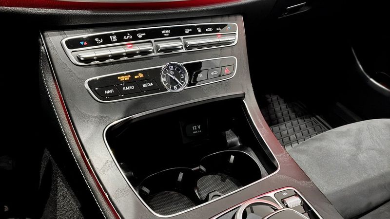 Mercedes E220 bild 19