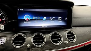 Mercedes E220 bild 15