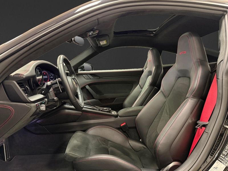 Porsche 992 bild 8