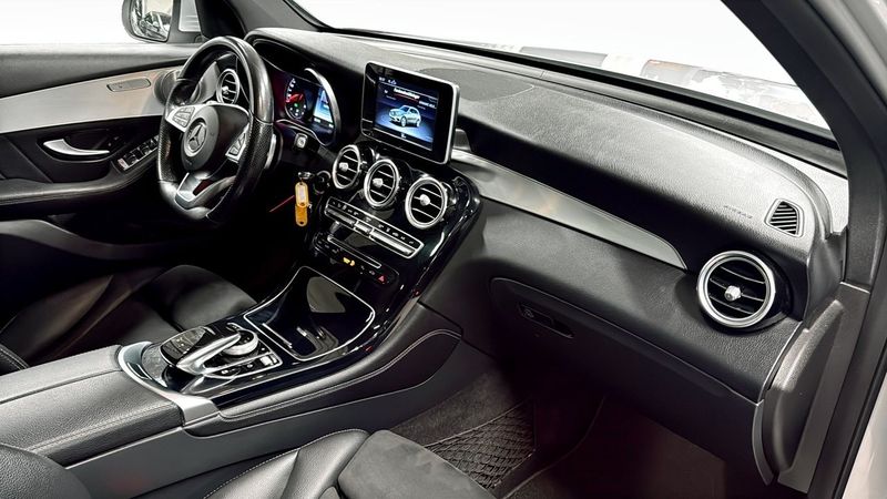 Mercedes GLC220 bild 3