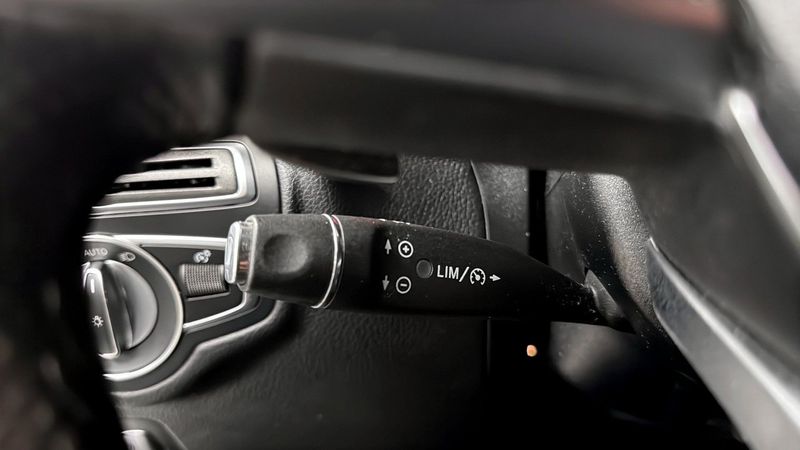 Mercedes GLC220 bild 26