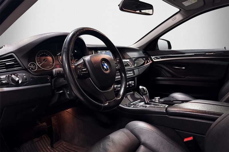 BMW 520 bild 10