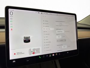 Tesla Model 3 bild 19
