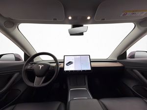 Tesla Model 3 bild 14