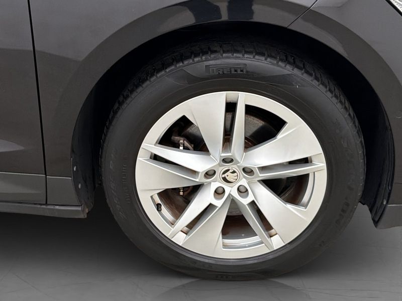Skoda Enyaq bild 11