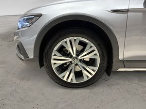 Volkswagen Passat bild 6