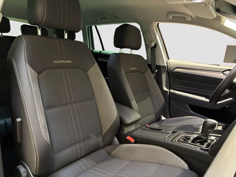 Volkswagen Passat bild 12