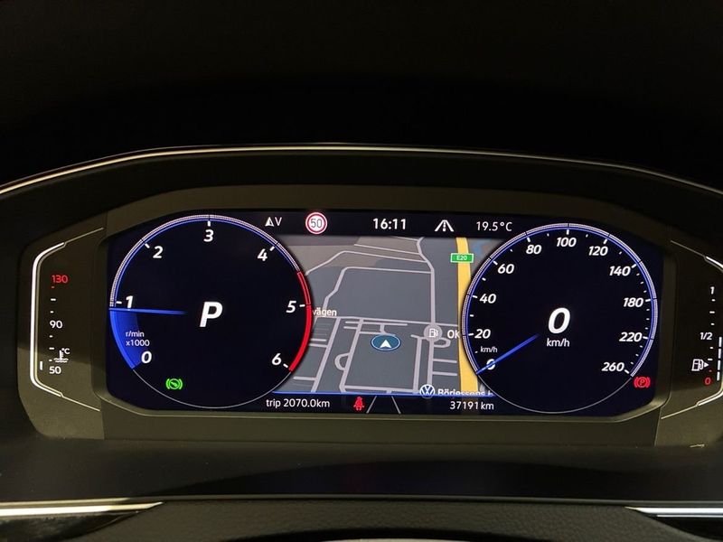Volkswagen Passat bild 9