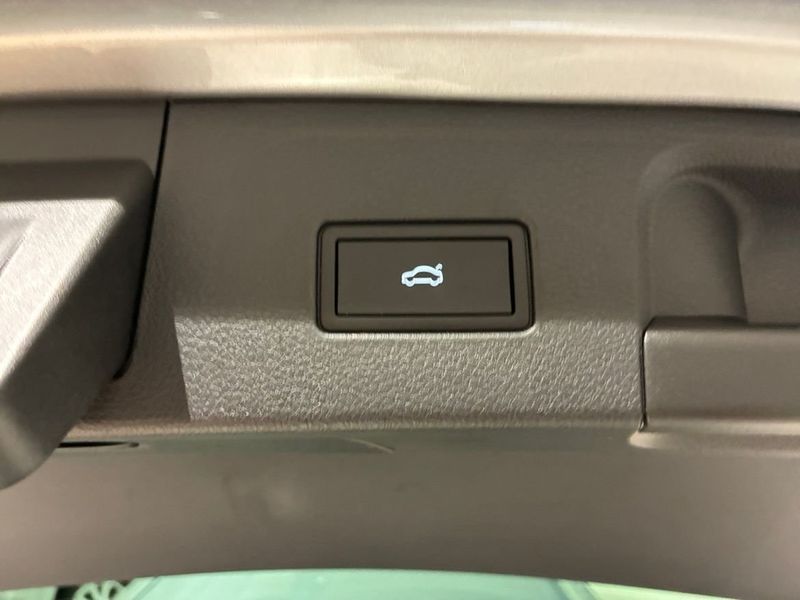 Volkswagen Passat bild 15