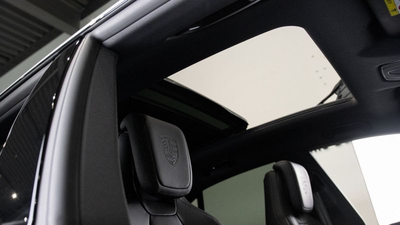 Porsche Macan bild 27