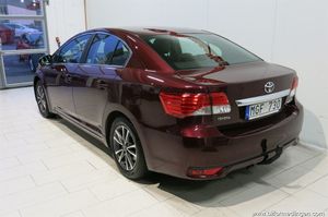 Toyota Avensis bild 6