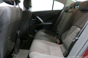 Toyota Avensis bild 11