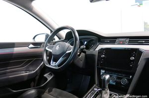 Volkswagen Passat bild 8