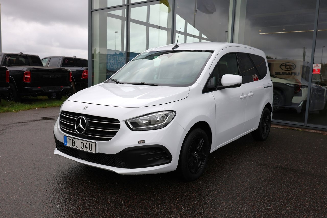 Mercedes T180
