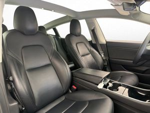 Tesla Model 3 bild 27