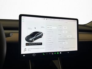 Tesla Model 3 bild 20