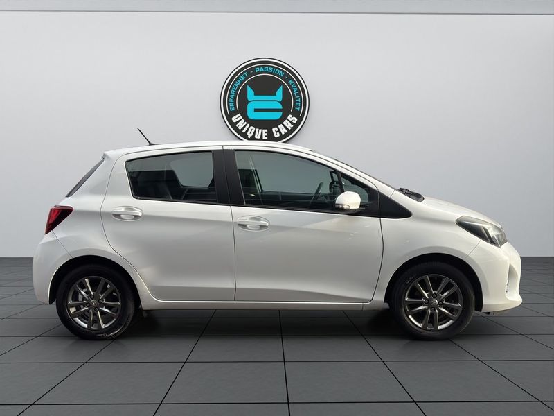 Toyota Yaris bild 2