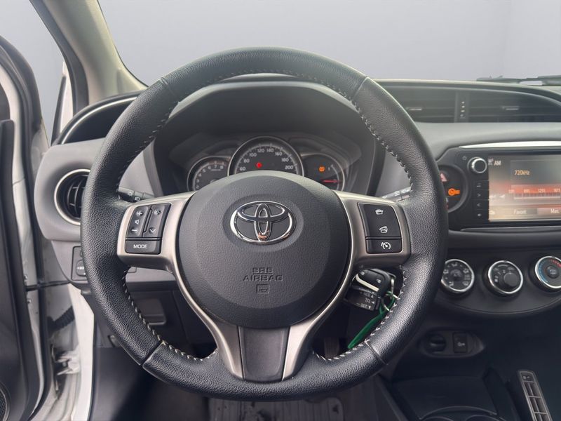 Toyota Yaris bild 13