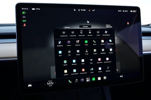 Tesla Model 3 bild 22