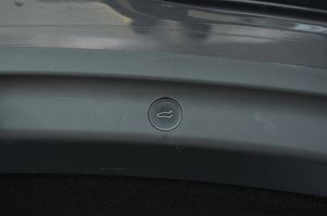Tesla Model Y bild 25