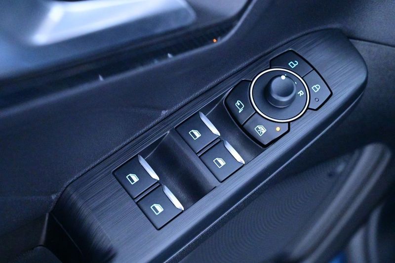 Ford Kuga bild 10