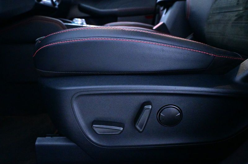 Ford Kuga bild 11