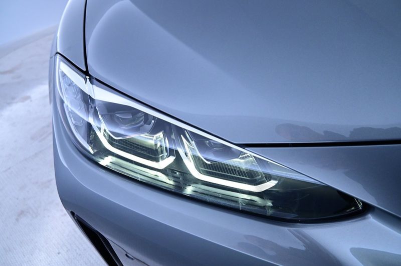 BMW i4 bild 26