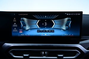 BMW i4 bild 19