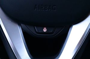 BMW i4 bild 8