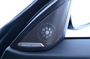 BMW i4 bild 15