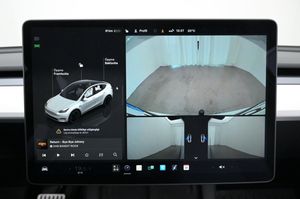 Tesla Model Y bild 15