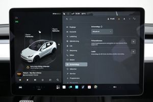 Tesla Model Y bild 11