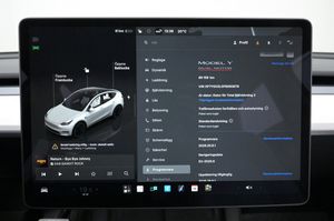 Tesla Model Y bild 9