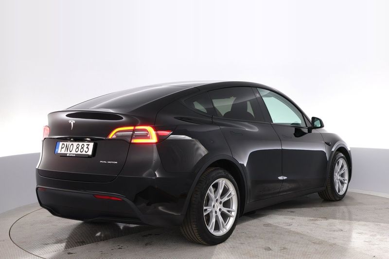 Tesla Model Y bild 5