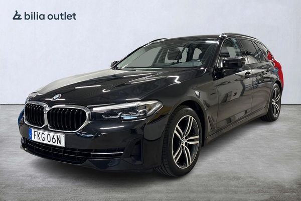BMW 520 d xDrive Touring Värmare Drag Navi B-Kam P-sens fram&bak - 2021