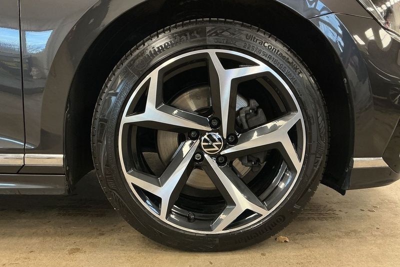 Volkswagen Passat bild 22