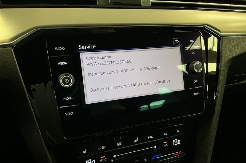 Volkswagen Passat bild 18