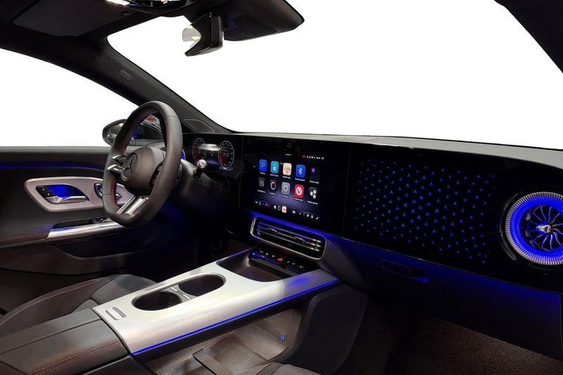 Mercedes CLA250 bild 9