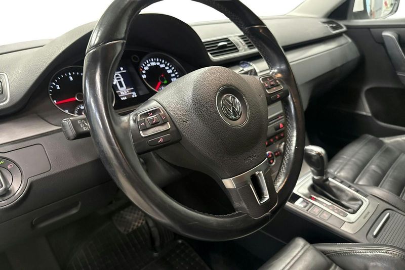 Volkswagen Passat bild 14