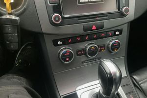 Volkswagen Passat bild 13