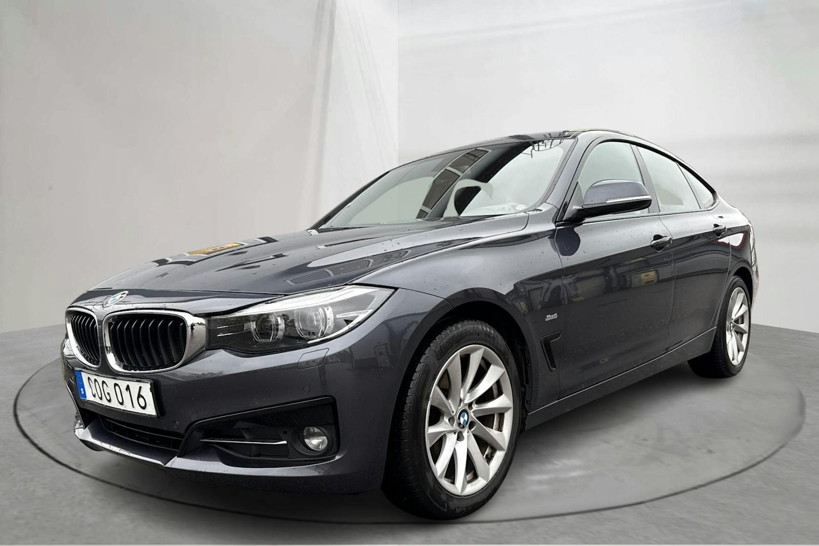BMW 320